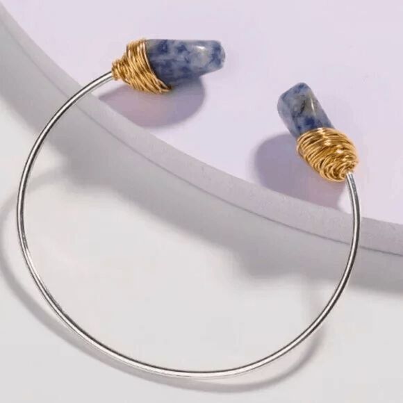 2/$21 Blue Stone Pattern Fashionable Ladies Stone Bracelet - Picture 1 of 6